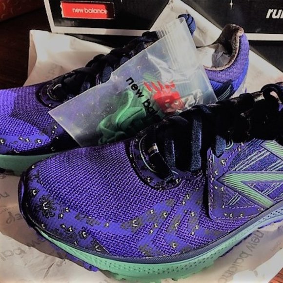 DISNEY NEW BALANCE RunDISNEY HAUNTED MANSION PURPLE VAZEE PACE V2 RUNNING SHOES - Picture 5 of 6